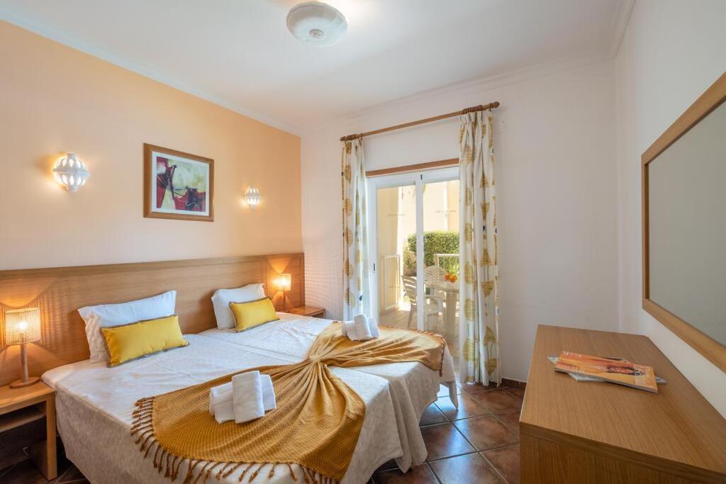 Parra Holidays Q House Guia  Dış mekan fotoğraf